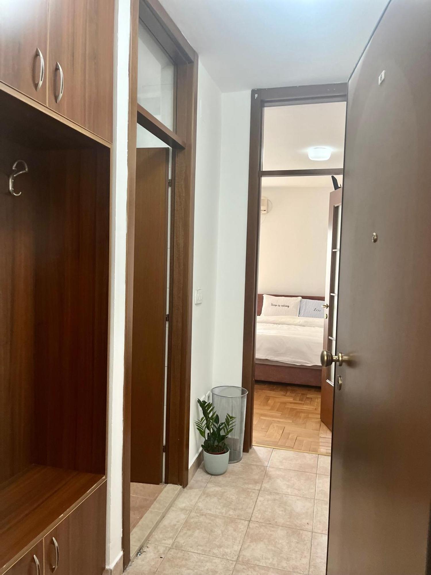 Studio 6 Подгорица Екстериор снимка